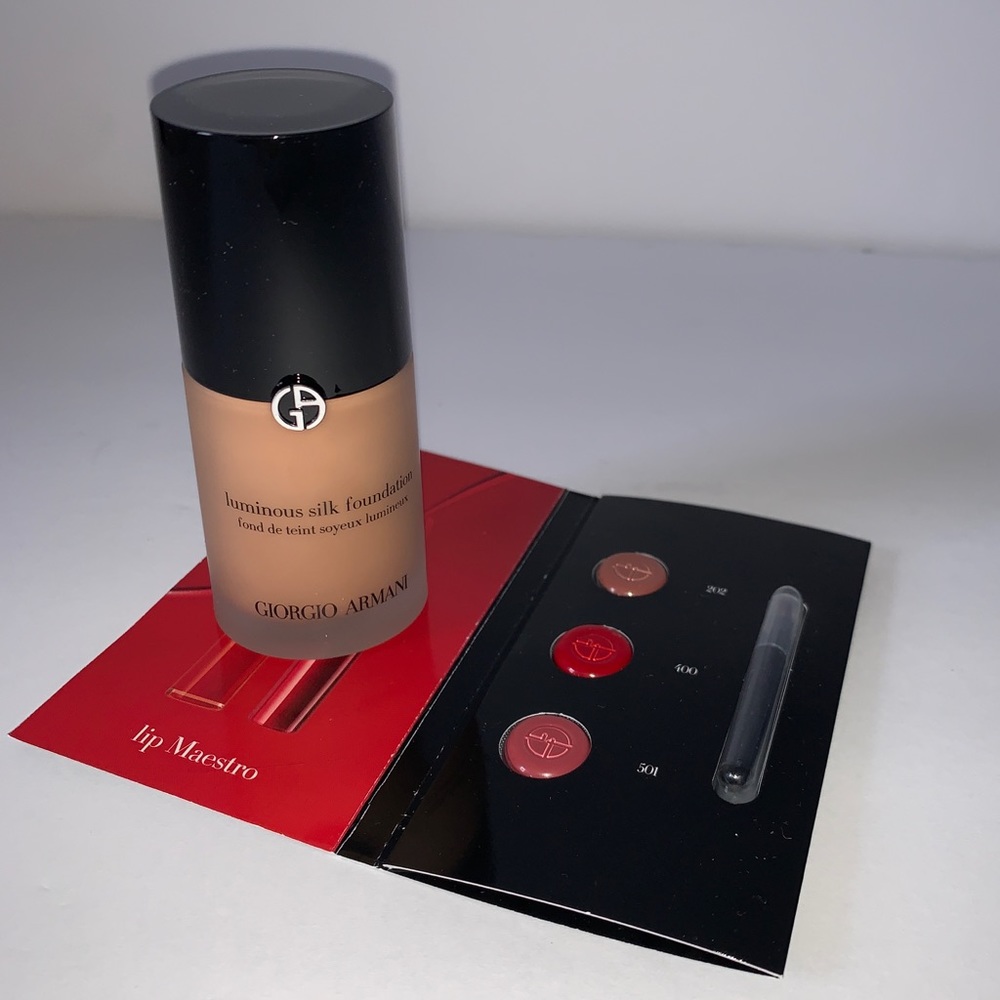 LUMINOUS SILK FOUNDATION